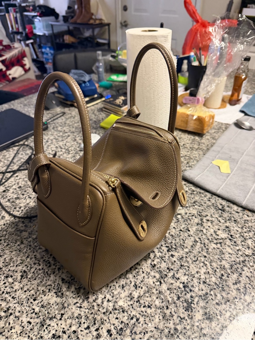 Designer-Style Olive Brown Leather Top-Handle Women’s Bag